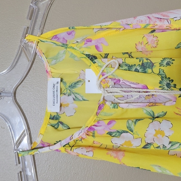 Exclusive one womens spaghetti strap summer top, size M - Picture 3 of 11